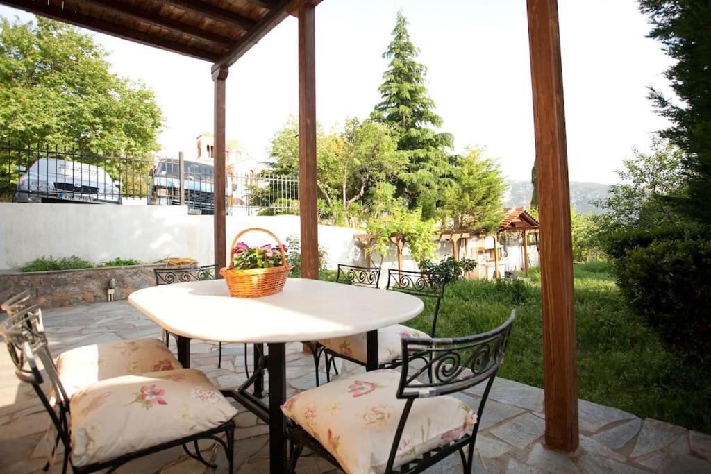 House In Delphi Villa Ngoại thất bức ảnh